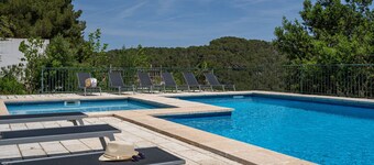 Spacious 4 bedroom apartment in Cala Galdana