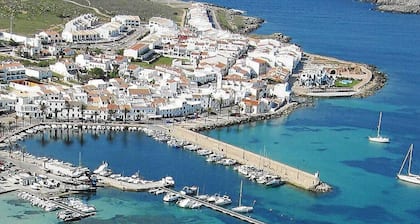 3 Bedroom Apartment with great seaviews