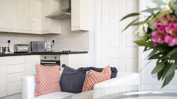 Superior Apartment, Private Bathroom | Lounge