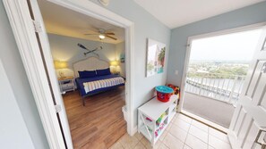 2 dormitorios, tabla de planchar con plancha, wifi gratis y ropa de cama