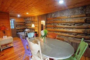 Dining - 1848 Log Cabin in the Trees w/Fire Pit/ Foscoe/No Damage from Helene! (Banner Elk)
