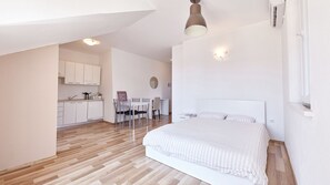 Wifi gratis y ropa de cama