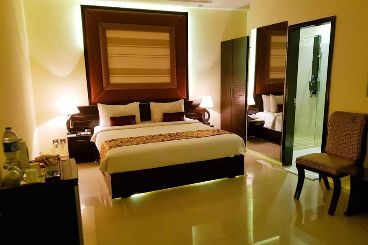 presidential suite | free wifi, bed sheets