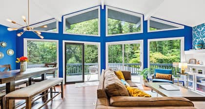 Pet-Friendly Creekside | Relax in the Hot Tub