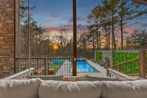 Terrace/patio - Couples-Only | Pool · Hot Tub · Sauna · 5 Fireplaces (Broken Bow)