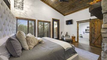 1 slaapkamer, een strijkplank/strijkijzer, gratis wifi, beddengoed