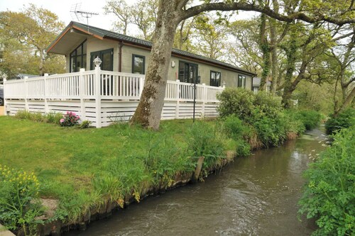 Streamside Holiday Lodge