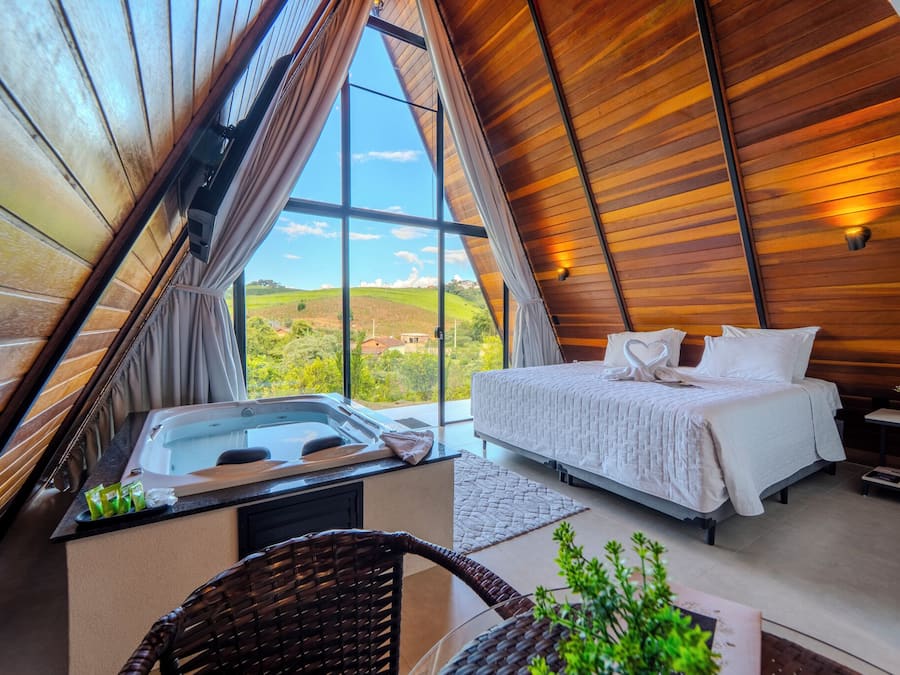 Cabaña Deluxe | Minibar, tabla de planchar con plancha, wifi gratis