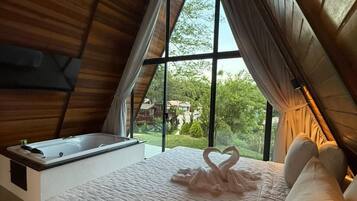 Kabin Deluks | Minibar, setrika/meja setrika, dan Wi-Fi gratis