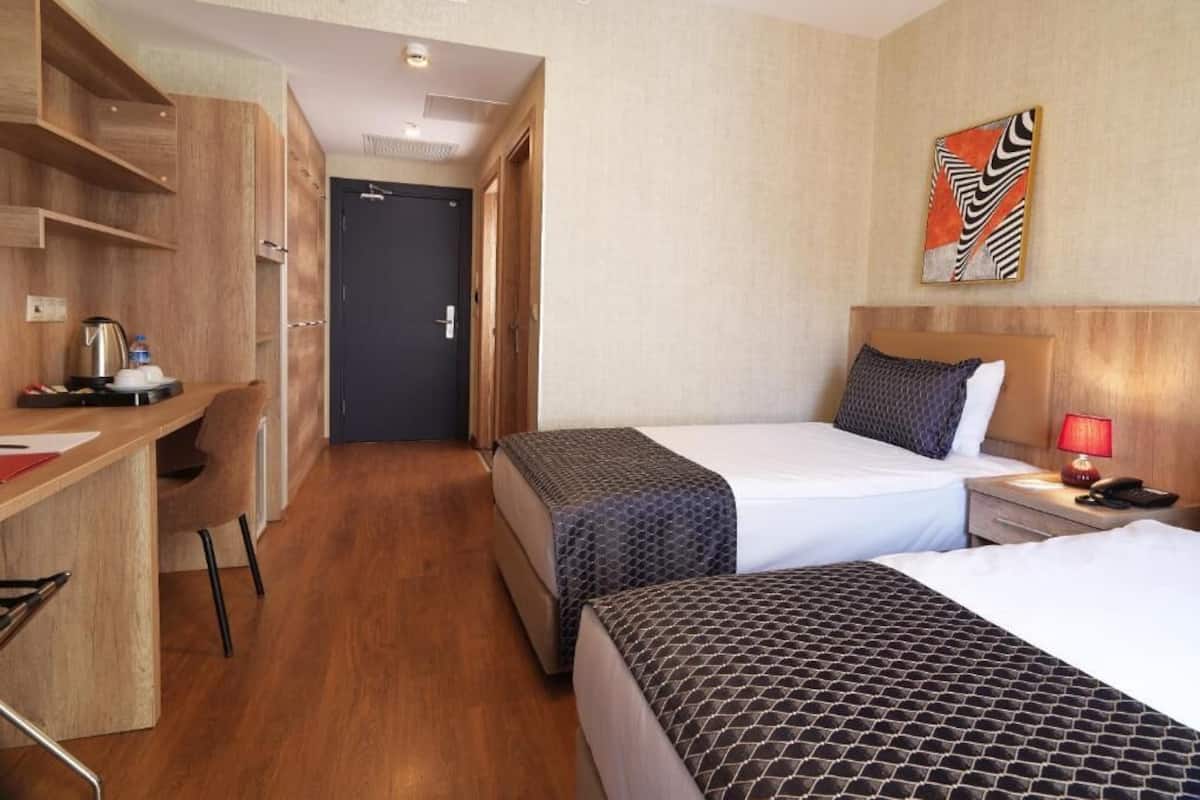 Premium bedding, minibar, soundproofing, iron/ironing board (on request)