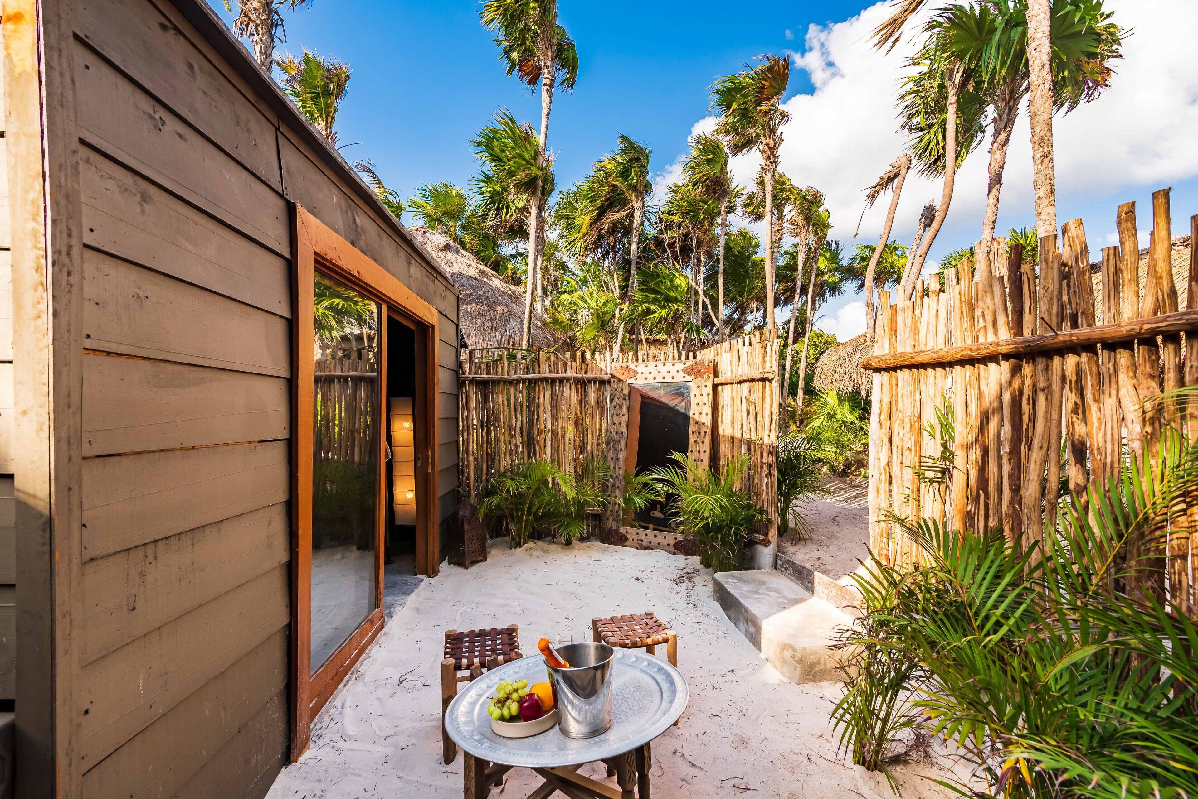 Design Double Room, 1 King Bed, Garden View | Terrace/patio