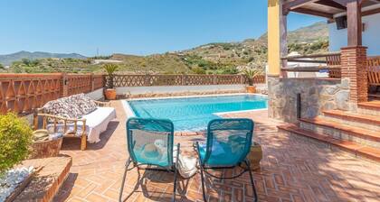 Casa Julia y Chloé Molvízar by Ruralidays