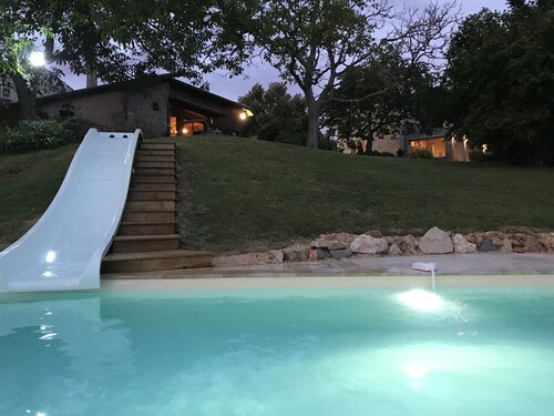 Country house with swimming pool and slide, golf course 6km