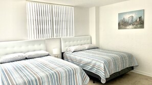 2 bedrooms, iron/ironing board, WiFi, bed sheets - DIVINE APARTMENT 2 BR/BTH IN SIAN (Hollywood)