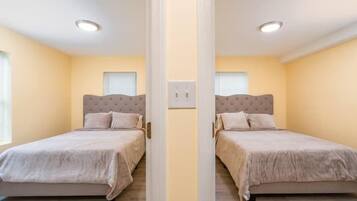 2 Schlafzimmer, Betten mit Memory-Foam-Matratzen, Schreibtisch