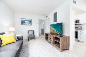 TV - The Heart Of Wilton #1 (Wilton Manors)