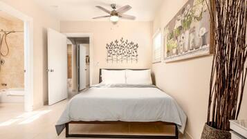 2 bedrooms, desk, iron/ironing board, free WiFi