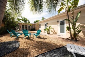 Terrace/patio - Ocean Flats #3 - Lauderdale-by-the-Sea (Lauderdale-by-the-Sea)