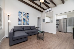 TV - The Hideaway at Lake Ridge #1 (Fort Lauderdale)