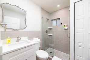 مجففات شعر، مناشف