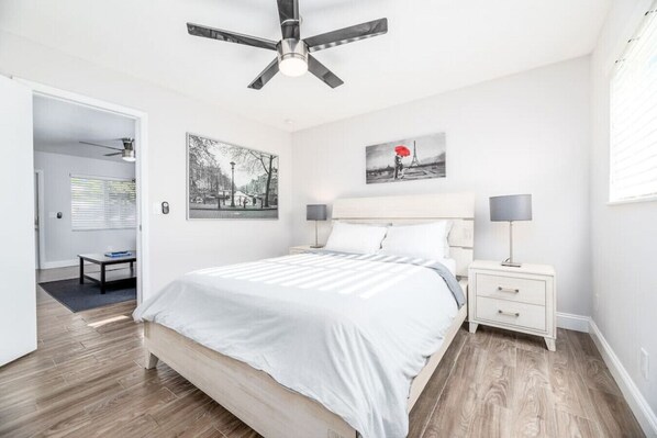 1 habitación, escritorio, tabla de planchar con plancha y wifi gratis