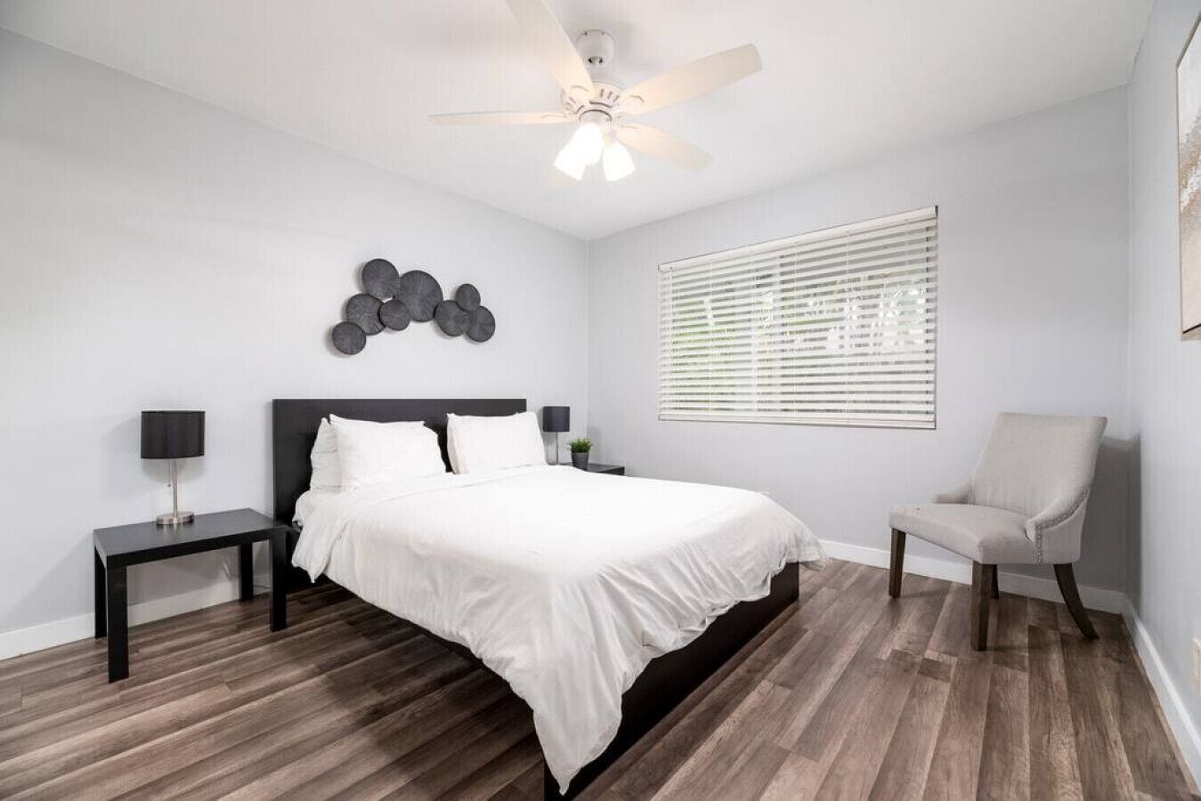 2 bedrooms, desk, iron/ironing board, free WiFi