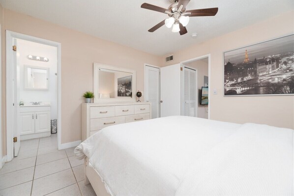 1 bedroom, desk, iron/ironing board, free WiFi