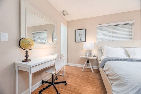 Desk, iron/ironing board, free WiFi, bed sheets