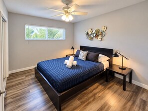 Room - The Palms @ Middle River Terrace #4 (Fort Lauderdale)