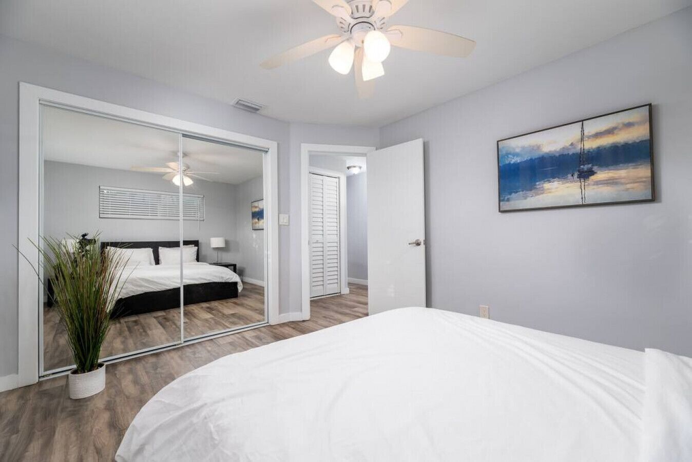 2 bedrooms, desk, iron/ironing board, free WiFi