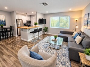 Living area - The Palms @ Middle River Terrace #4 (Fort Lauderdale)