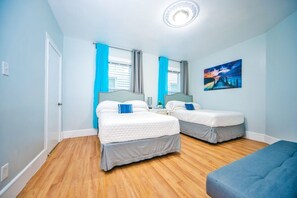4 bedrooms, desk, iron/ironing board, free WiFi - New-Group stay mins from DowntownConvention BeachFenway FreePrkg (Boston)