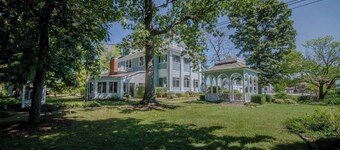 The Dickey House, Queen Anne Suite