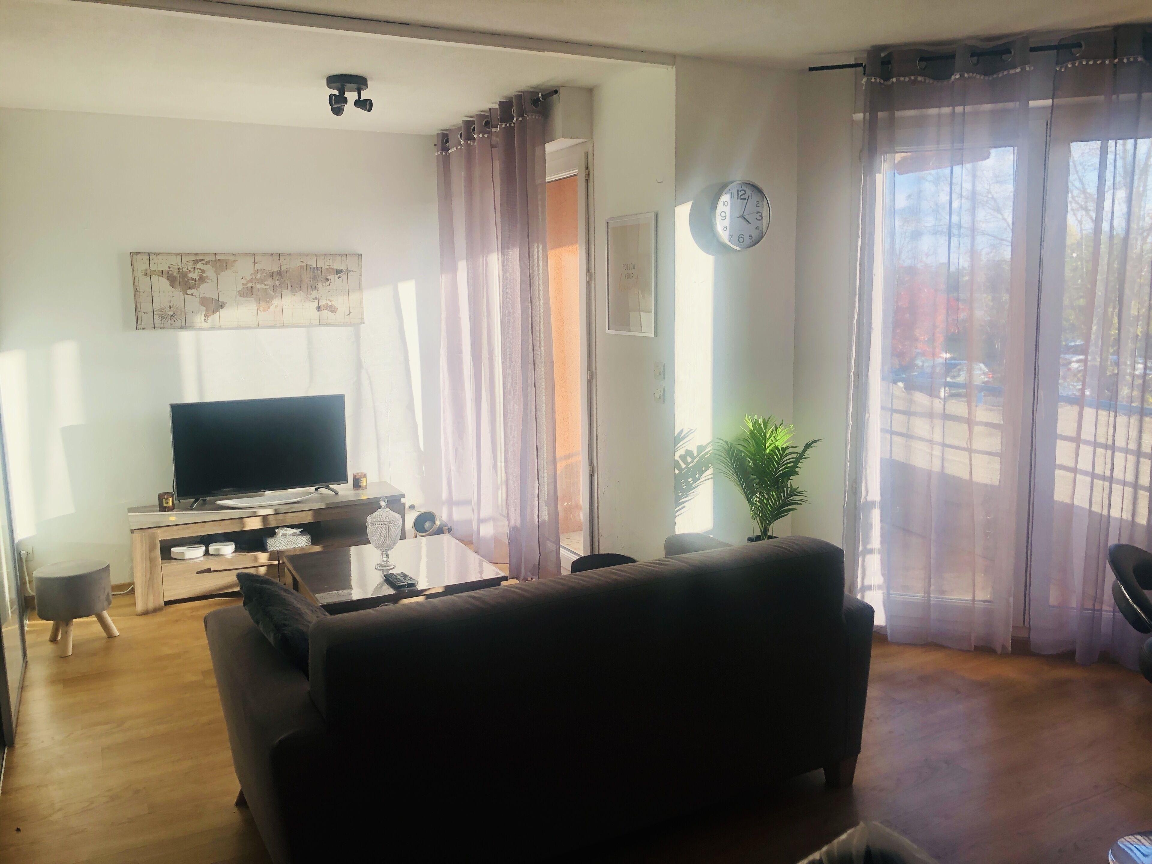 Televisión de pantalla plana 