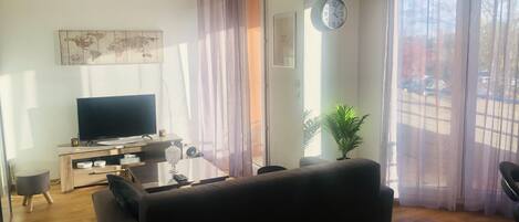 Televisión de pantalla plana