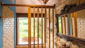 Deluxe Cabin, Berbilang Katil | 1 bilik tidur, Wi-fi percuma