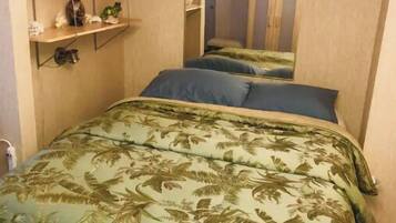 1 dormitorio, escritorio, wifi gratis y ropa de cama