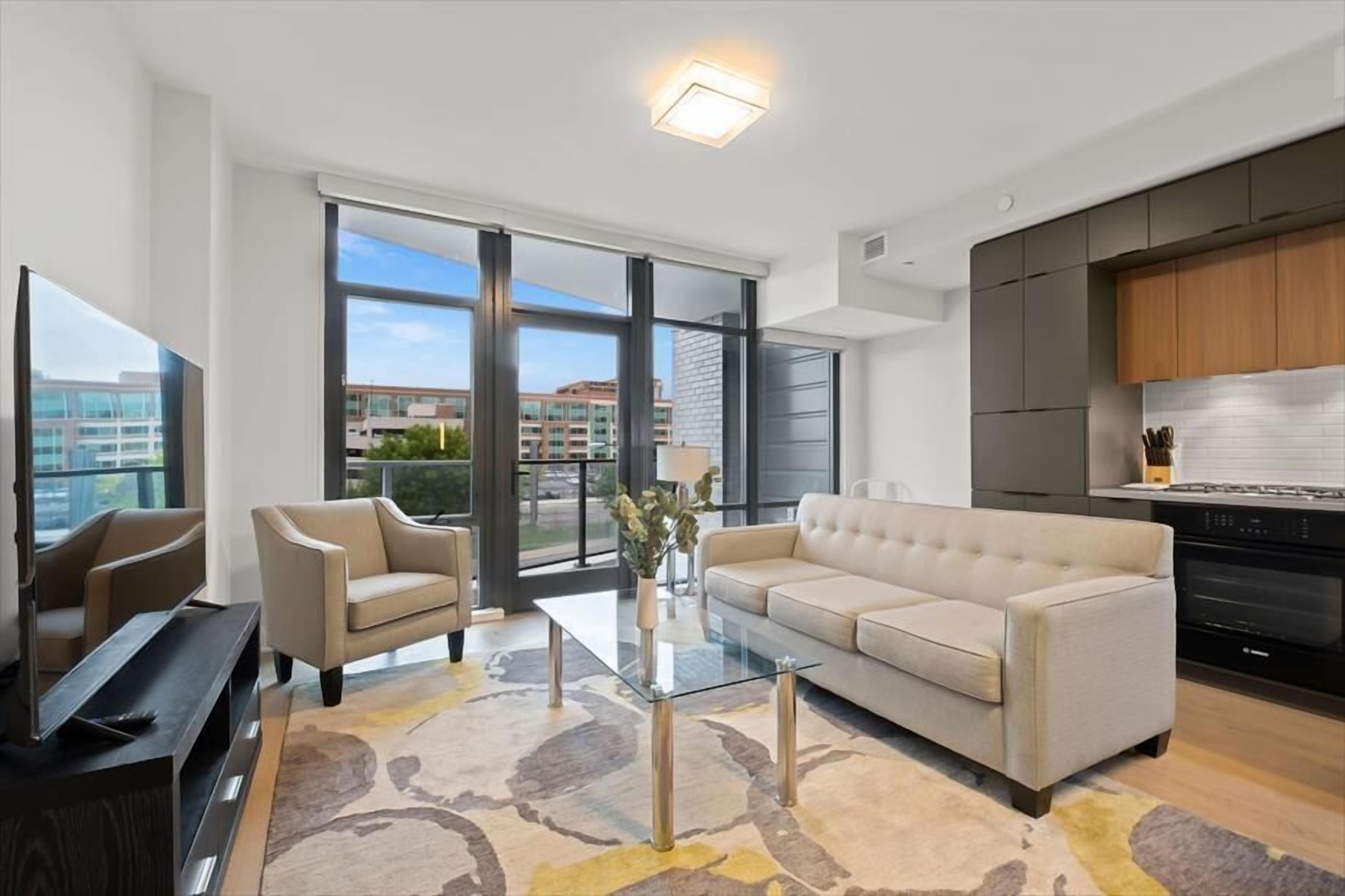 Commutable Location| Onsite Movie Theater | Washing ton DC