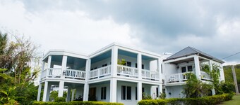 Blue Lotus Villa