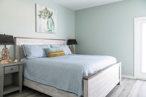 5 bedrooms, iron/ironing board, travel crib, WiFi