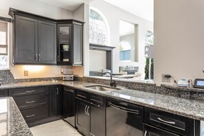 Interior - Highly Rated Stunning Luxurious 4Br Mansion on River with heated pool & Spa!! (Ormond Beach)