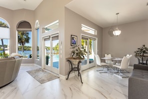 Interior - Highly Rated Stunning Luxurious 4Br Mansion on River with heated pool & Spa!! (Ormond Beach)