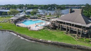 Exterior - Relaxing Family Lake House, Fish, BBQ, Rent a Boat (Montgomery)