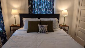 2 slaapkamers, een strijkplank/strijkijzer, gratis wifi, beddengoed