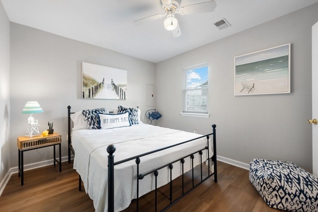 3 bedrooms, iron/ironing board, travel cot, free WiFi