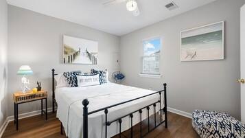 3 bedrooms, iron/ironing board, travel cot, free WiFi