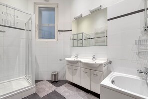 Hair dryer, towels