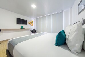 Chambre supérieure double | Literie hypoallergénique, accès au Wi-Fi (inclus), literie fournie