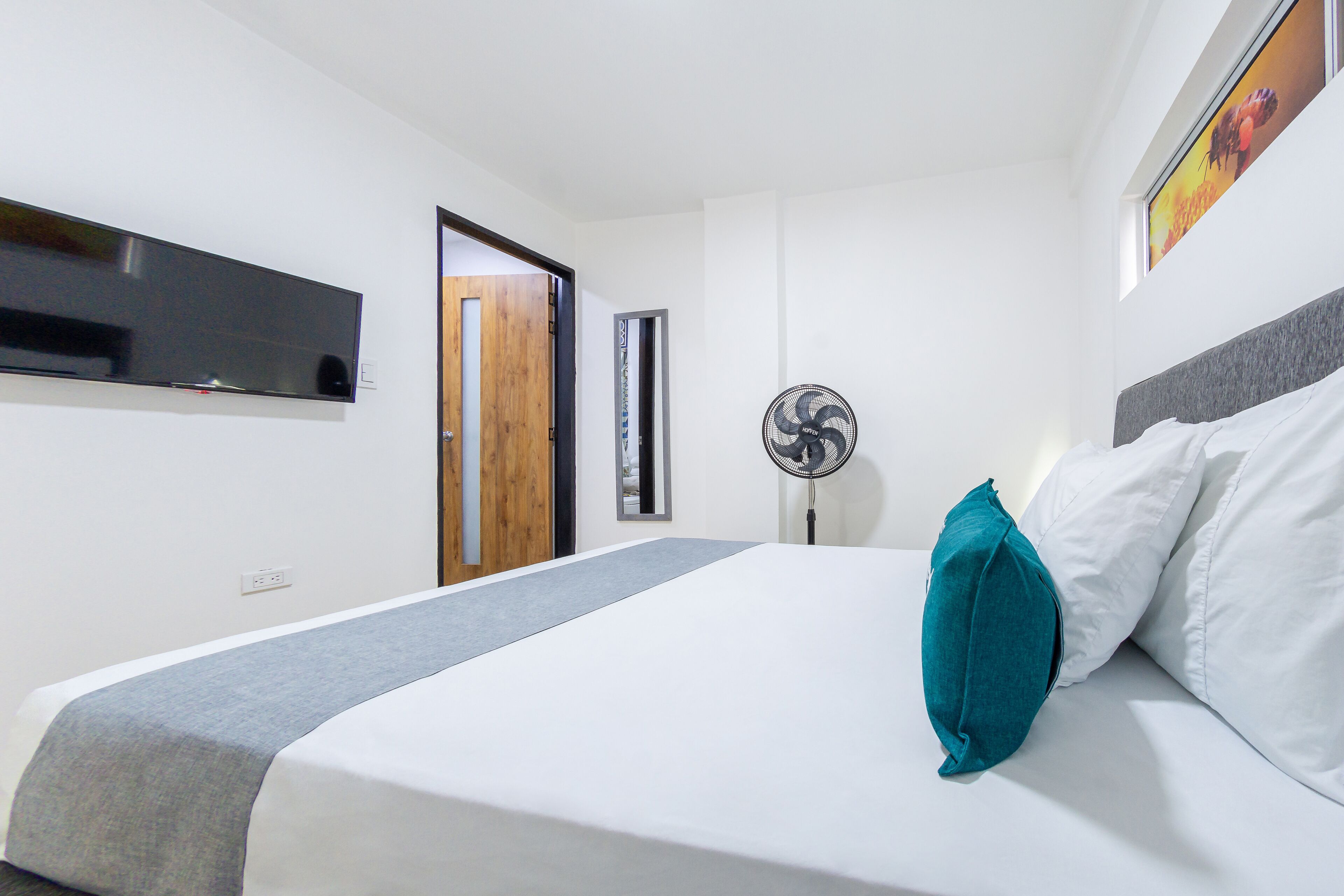economy double room | hypo-allergenic bedding, free wifi, bed sheets
