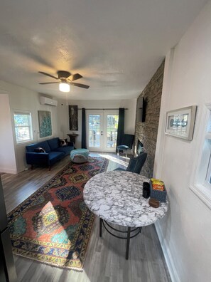 Téléviseur connecté, foyer